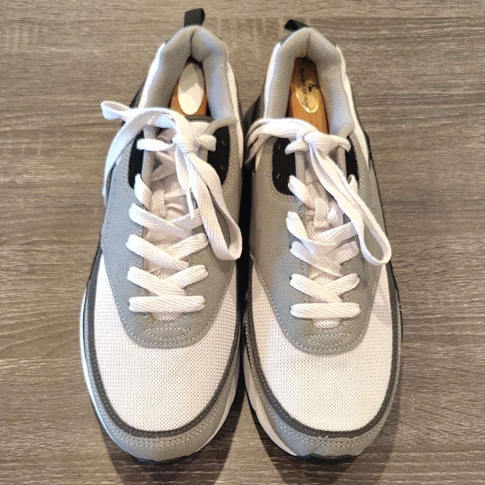 FUBU Athletic Sneakers - Picture 2 of 9